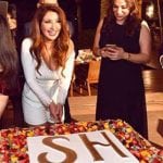 بالصور: أم تصنع لطفلتها غرفة أطفال وتضع عليها اسمها