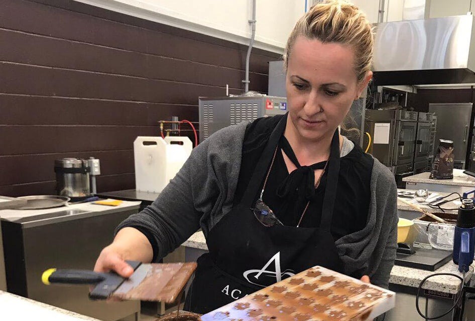 حوار: نجود النابلسي – فلسطينية صنعت من صقيع الغربة وطناً ونجاحاً