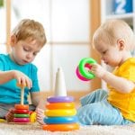 صور: عقود بارزة وضخمة لسهراتك هذا الصيف