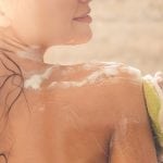 للحوامل فقط.. صيحة طلاء أظافر غريبة تجتاح مواقع التواصل!