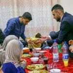 هبة كالوتي.. “تلاحق” طلبتها الى منازلهم والسبب!