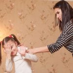 لماذا يجب عليكِ قصّ أطراف شعركِ بانتظام؟