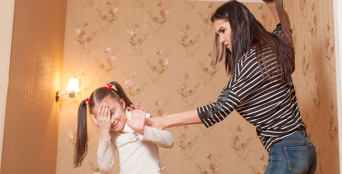 لا تضربي طفلكِ.. إليكِ البدائل التربوية الصحيحة