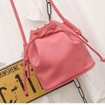 ميس العطاونة.. أنامل من ذهب