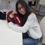 كيف تعالجين تساقط شعرك من الامام… وماهي اسباب حدوث ذلك؟