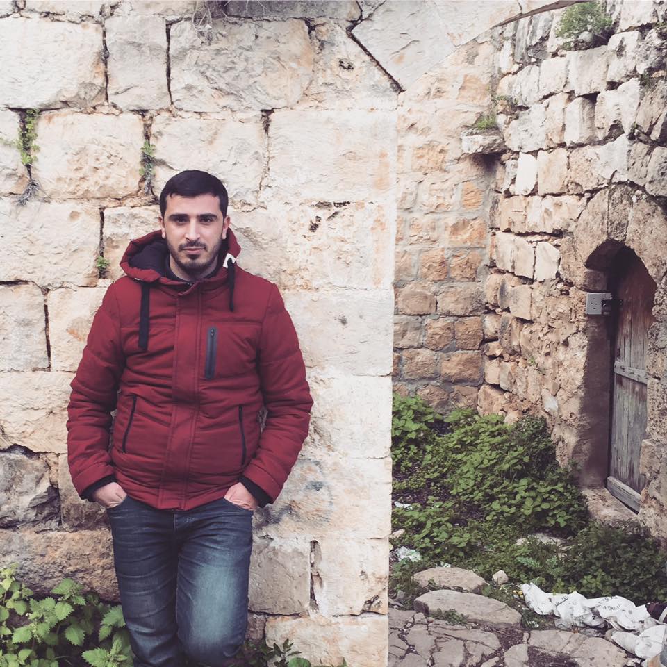 المصمم رائف نصار في حوار مع أنتِ لها: قضايا المرأة تعنيني وهذه نصائحي للمصممات