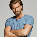 التدبير المنزلي: خطوات تنظيف فرن الغاز من بقع الزيت