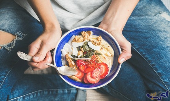 عدم تناول وجبة العشاء لفقدان الوزن: معتقد خاطئ تماماً!