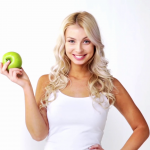 مُصابة بالسرطان تبثُّ جراحة استئصال ورم ثديها على فيسبوك لهذا السبب!