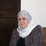 سيدة عربية تطهو حبيبها…!