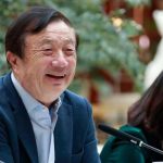 مايا دياب الأكثر أناقة وأصالة تقع في فخ الموضة ..شاهدي فساتين النجمات هذا الأسبوع