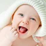 أحمد إبراهيم يُخطرُ زوجته الأولى بارتباطه رسميًا بأنغام..