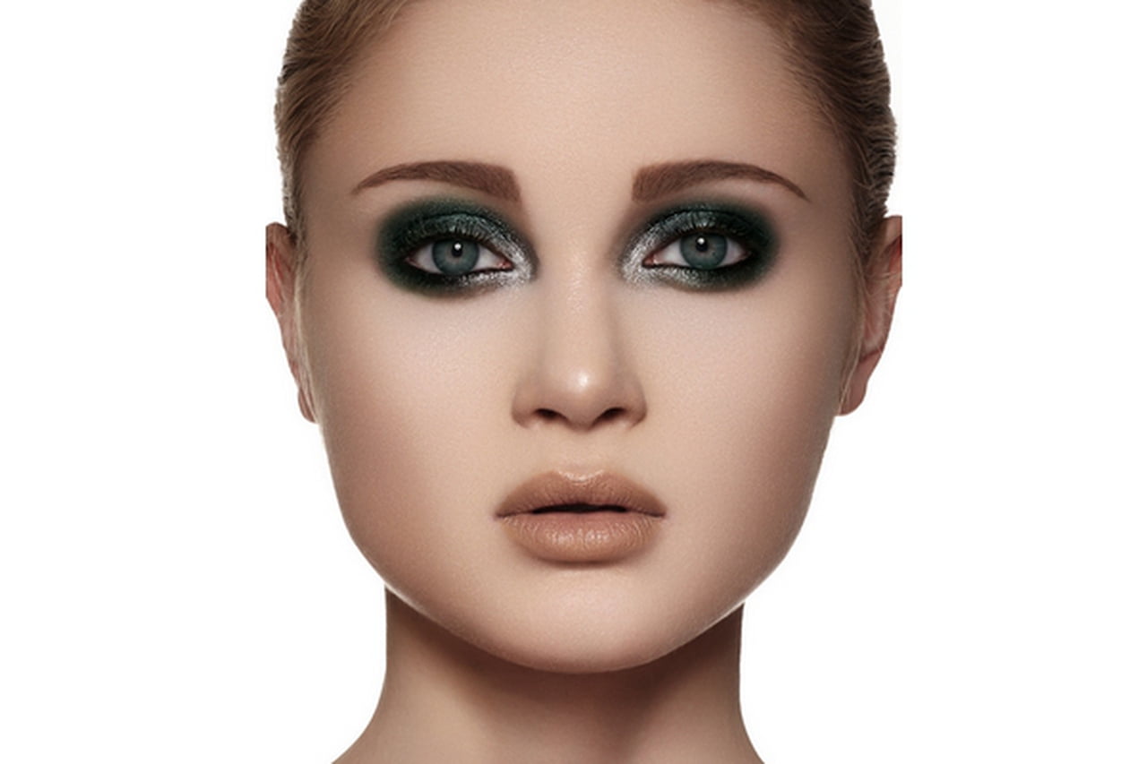 صيحة العام.. ظلال العيون الخضراء