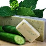 تخلصي من آثار حبوب البشرة بماء الورد