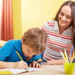 4 طرق للحصول على بشرة لامعة قبل النوم