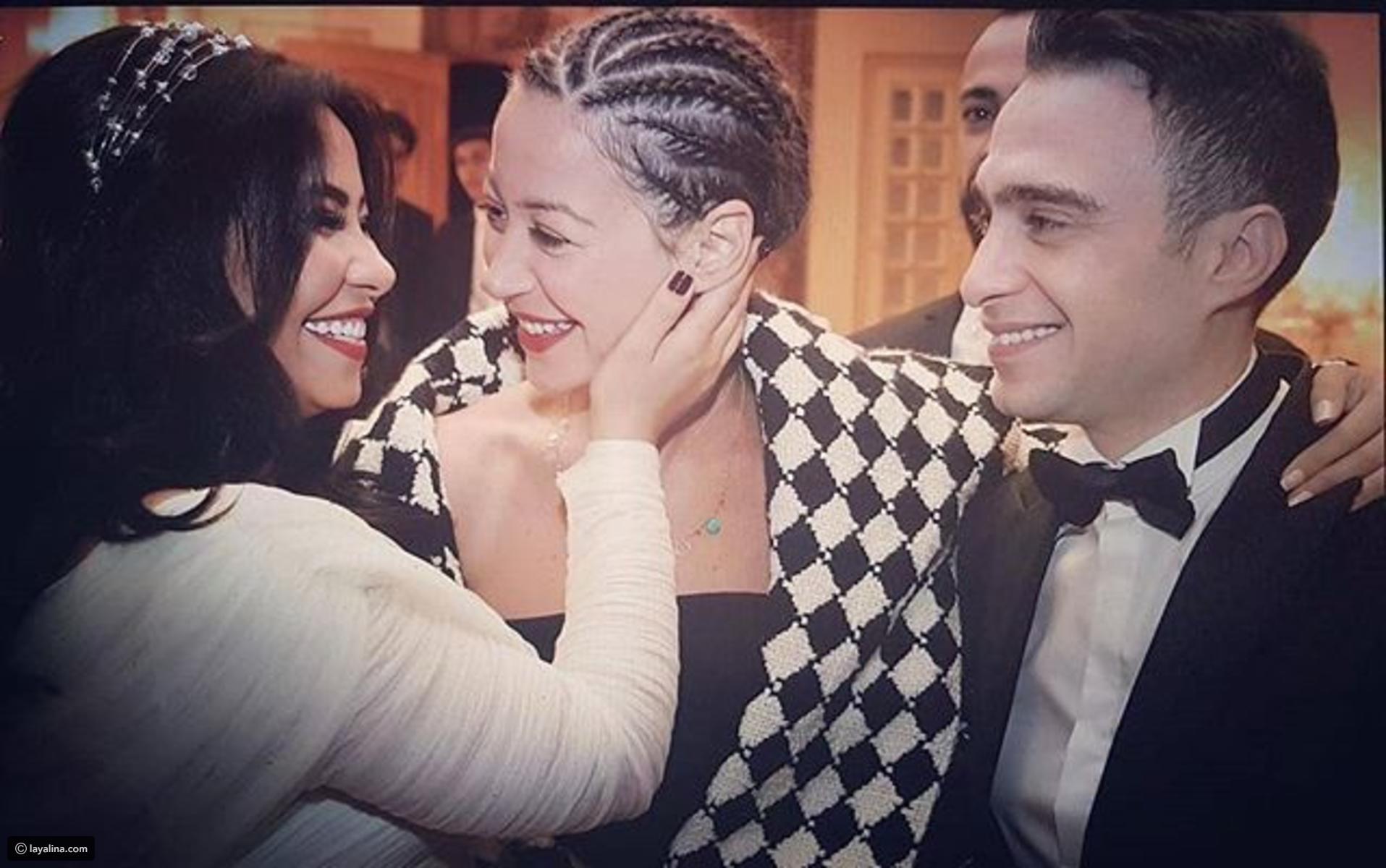 صور مشاهير فهموا الموضة بشكل خاطئ: أزياء واكسسوارات وألوان مزعجة