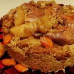 أم تبتكر طريقة ذكية وطبيعية لعلاج الصداع بواسطة ملقط الغسيل!