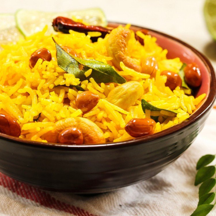 ارز الكاري لوجبة غداء سريعة