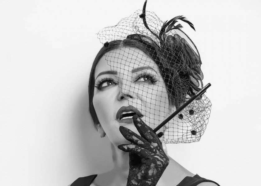 سميرة سعد بإطلالة كلاسيكية