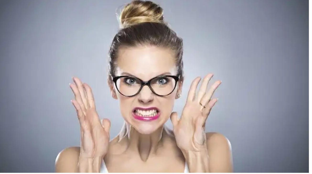 11 علامة تدل على إصابتك بالاكتئاب