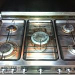 بالصور…برتبة ضابط فلسطينية تتخرج من الكلية العسكرية بلندن