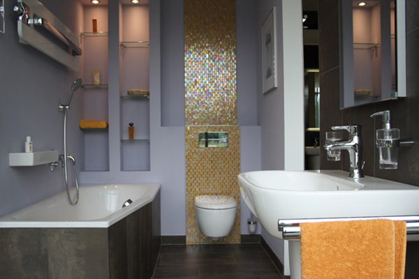 جولة مصورة لديكورات الحمامات