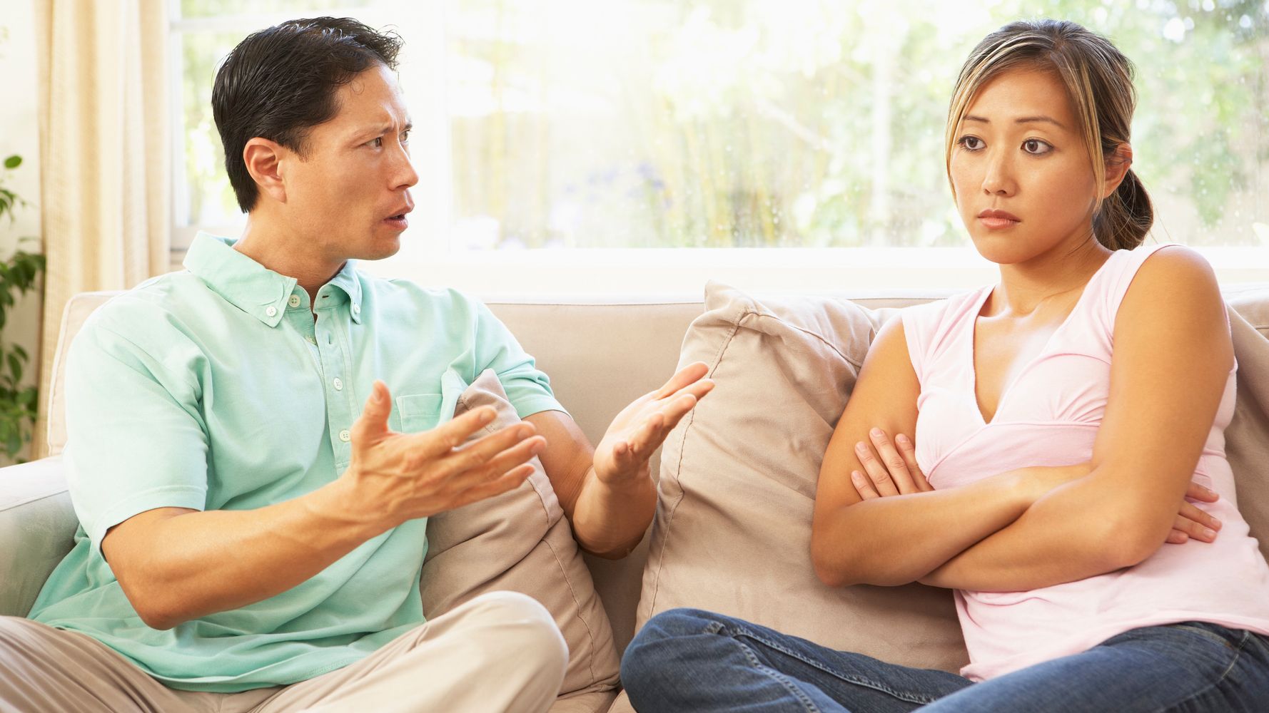 لماذا تخسر المرأة النقاش أمام زوجها؟