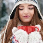 حفر الغَمّازة وتكبير الساق… طلبات غريبة ومجنونة في عالم التجميل