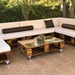 نابلس: مركز تأهيل الفتيات يحتفل بتخريج طالبات تصميم الأزياء والتصوير والتجميل (صور)