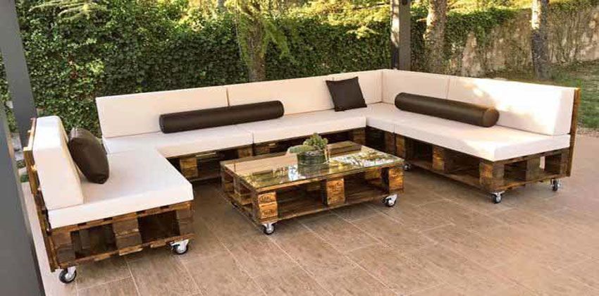 طولكرم: دورة تدريبية للفتيات في مجال إعادة تدوير الخشب