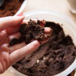 أخطاء قد تقومين بها أثناء تنظيف المنزل تؤدي إلى اتساخه أكثر