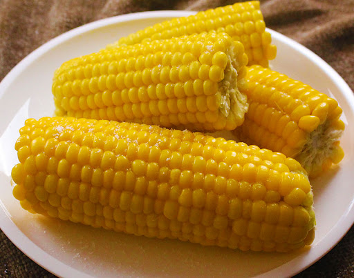 فوائد الذرة و الطريقة الصحيحة لسلقه