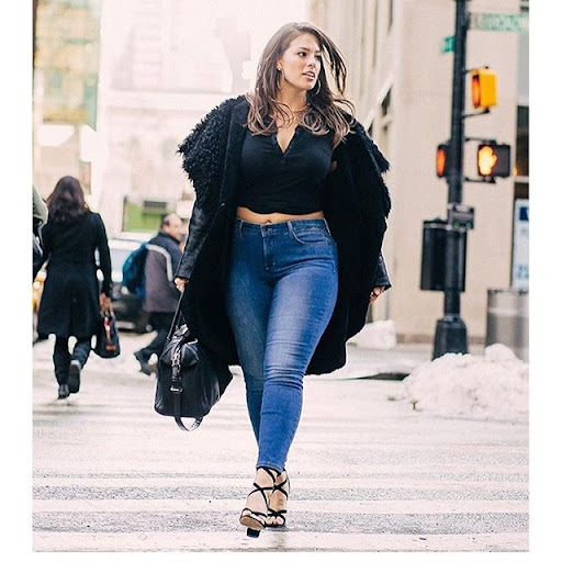 قواعد موضة يمكنك إتباعها إذا أحببت إخفاء ذراعك الممتلئة