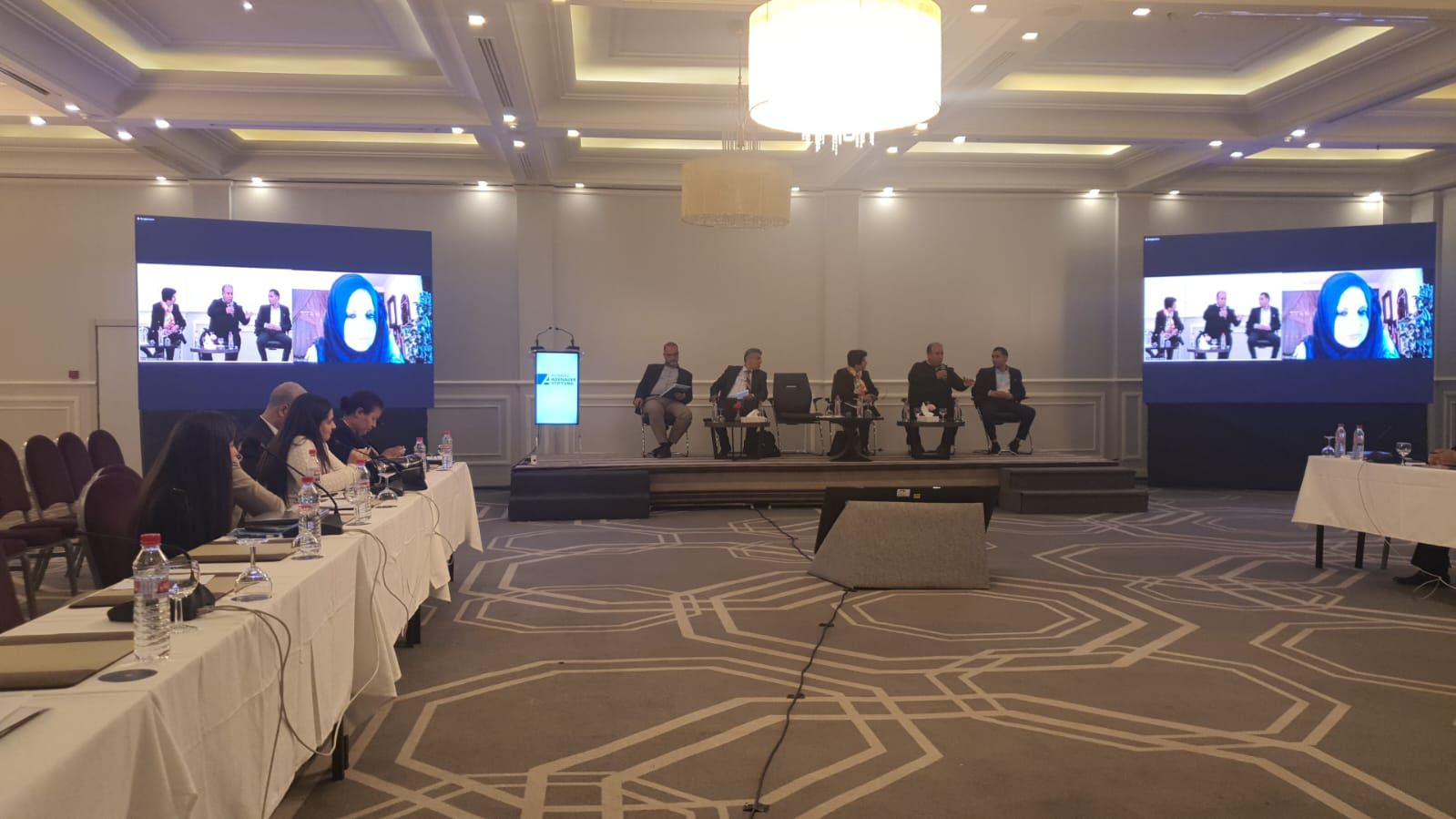 الباحثة الفلسطينية نداء يونس:  “ميتا-فيسبوك” سجن رقمي كبير للمحتوى الفلسطيني