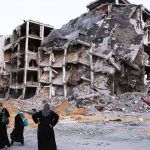 غزة.. كفن واحد.!!  وقبر مفتوح بلا أكفان.!!