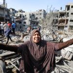 غزة.. كفن واحد.!!  وقبر مفتوح بلا أكفان.!!