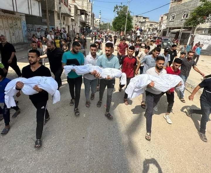 International human rights organizations are falling in the face of the children and women of Gaza.