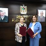 وعد صالح إعلامية صاعدة تخط مسيرتها وهي على مقاعد الدراسة