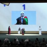 شابة من نابلس تطلق “بنك الملابس” لإعانة الفقراء وتكريس روح التضامن