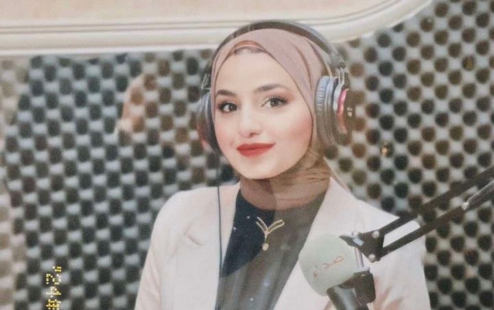رنين أبو ترابي تشق خطواتها في تأليف الكتب ودراسة الإعلام