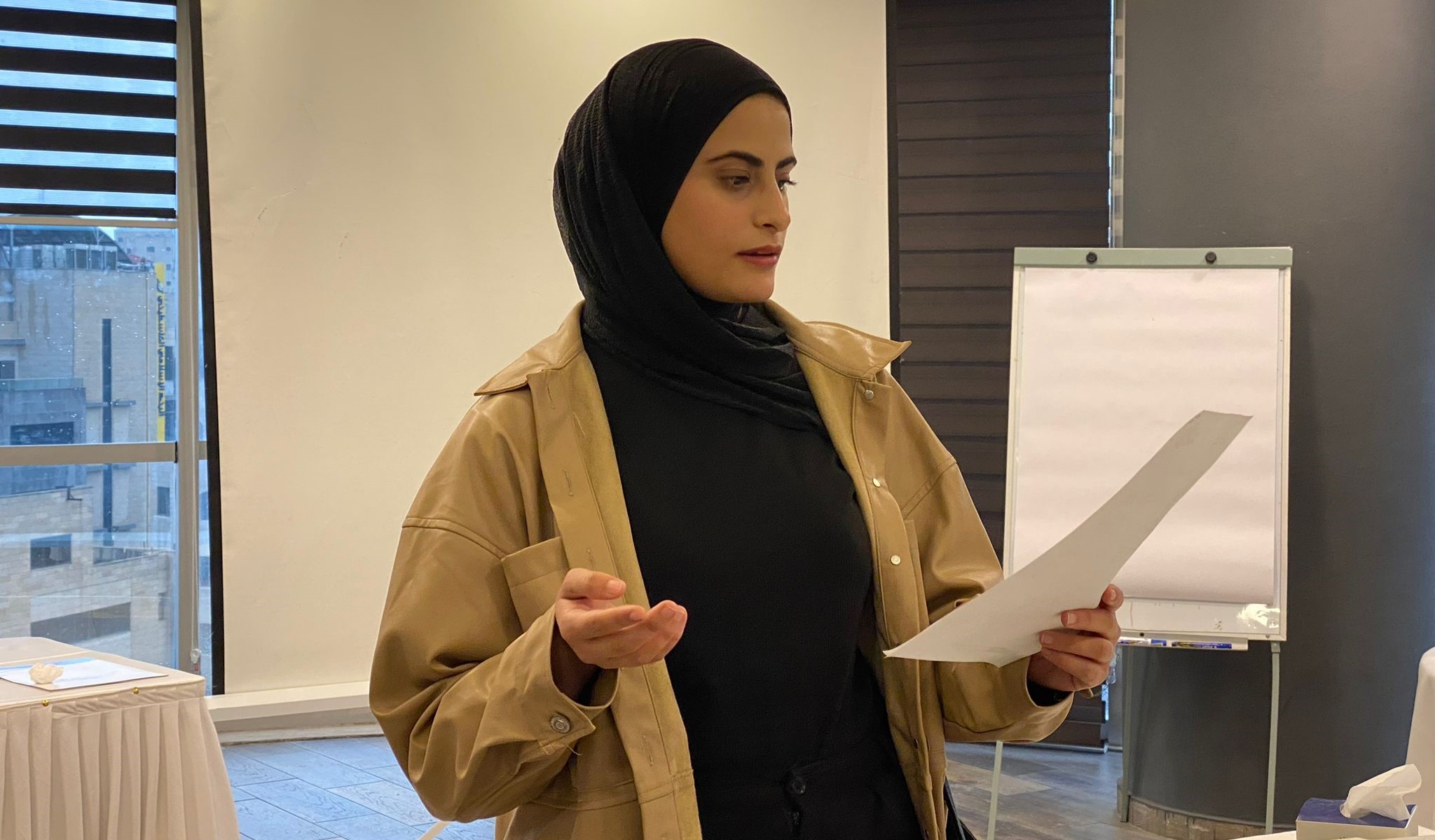 روان النيرب على طريق التمكين في العلاقات العامة واستكمال الدراسات العليا