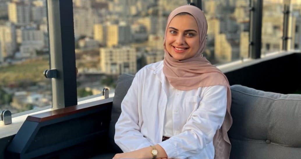 طالبة الهندسة ديما إسماعيل: تعلم التعامل مع العقبات فالرحلة مليئة بالتحديات