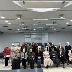 لقاء حواري لتعزيز دور النساء والشباب في الحياة السياسية